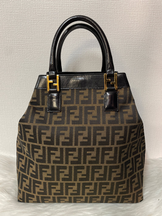 Fendi Black Handle Bags A-15900
