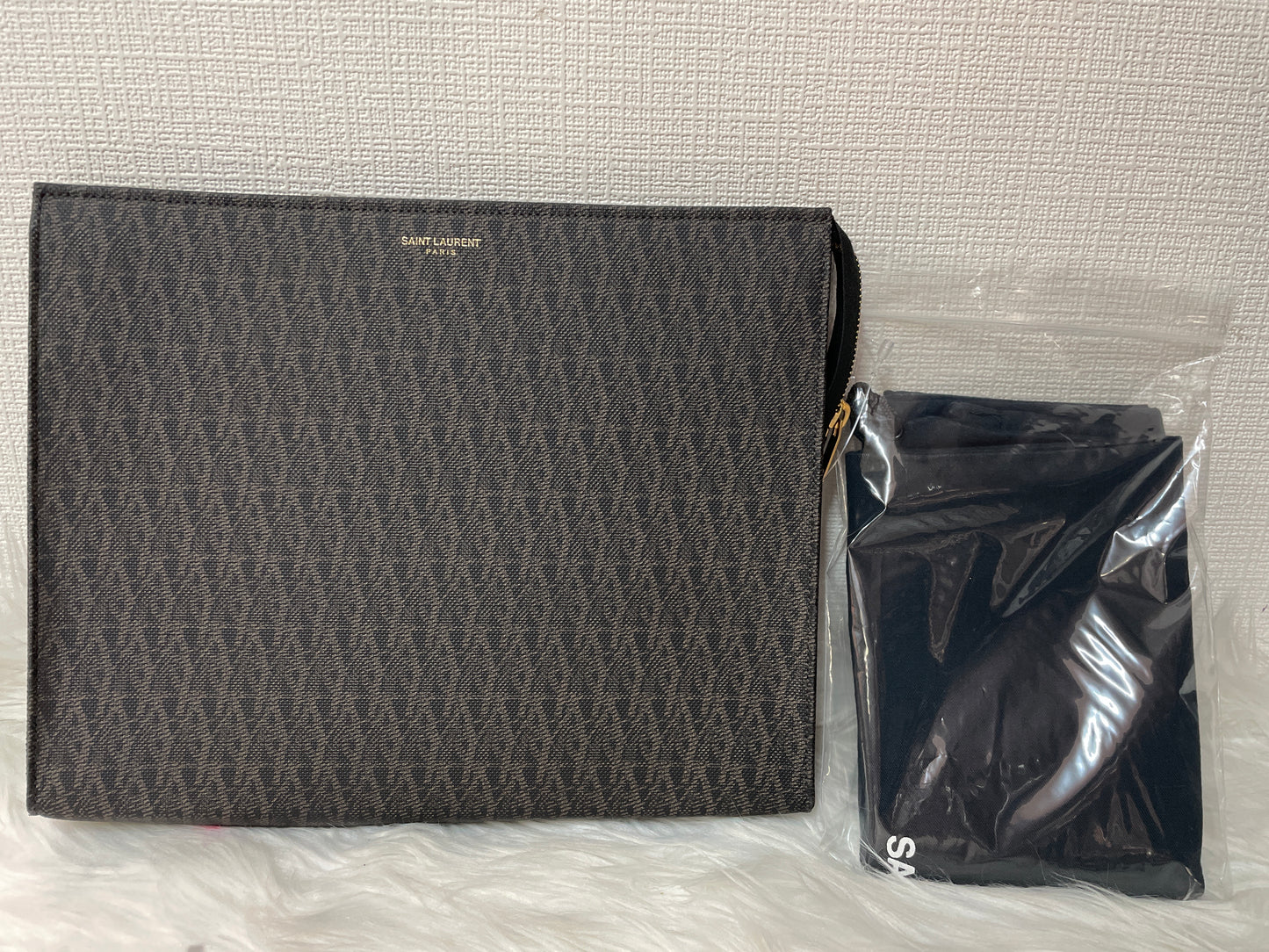 Saint Laurent Brown Handle Bags A-15904