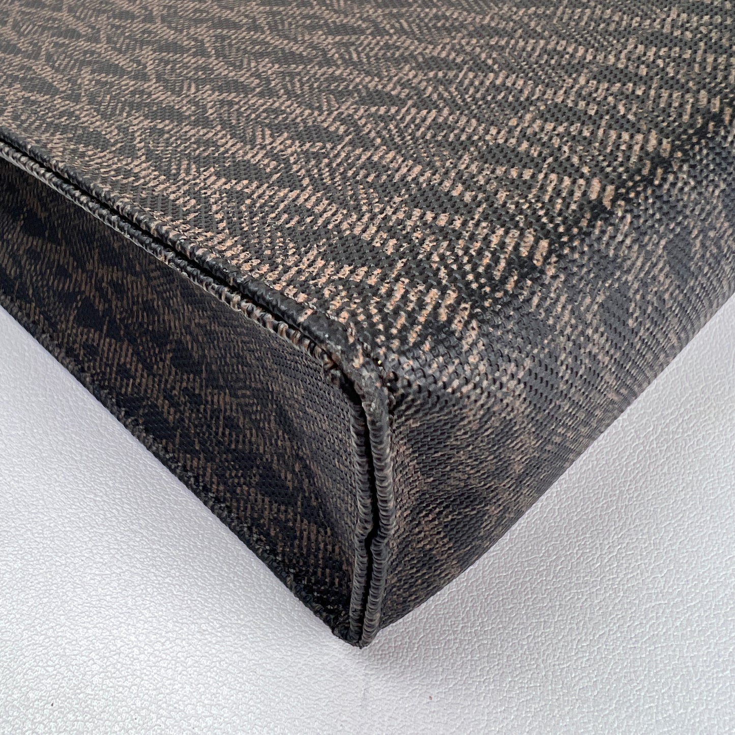 Saint Laurent Brown Handle Bags A-15904