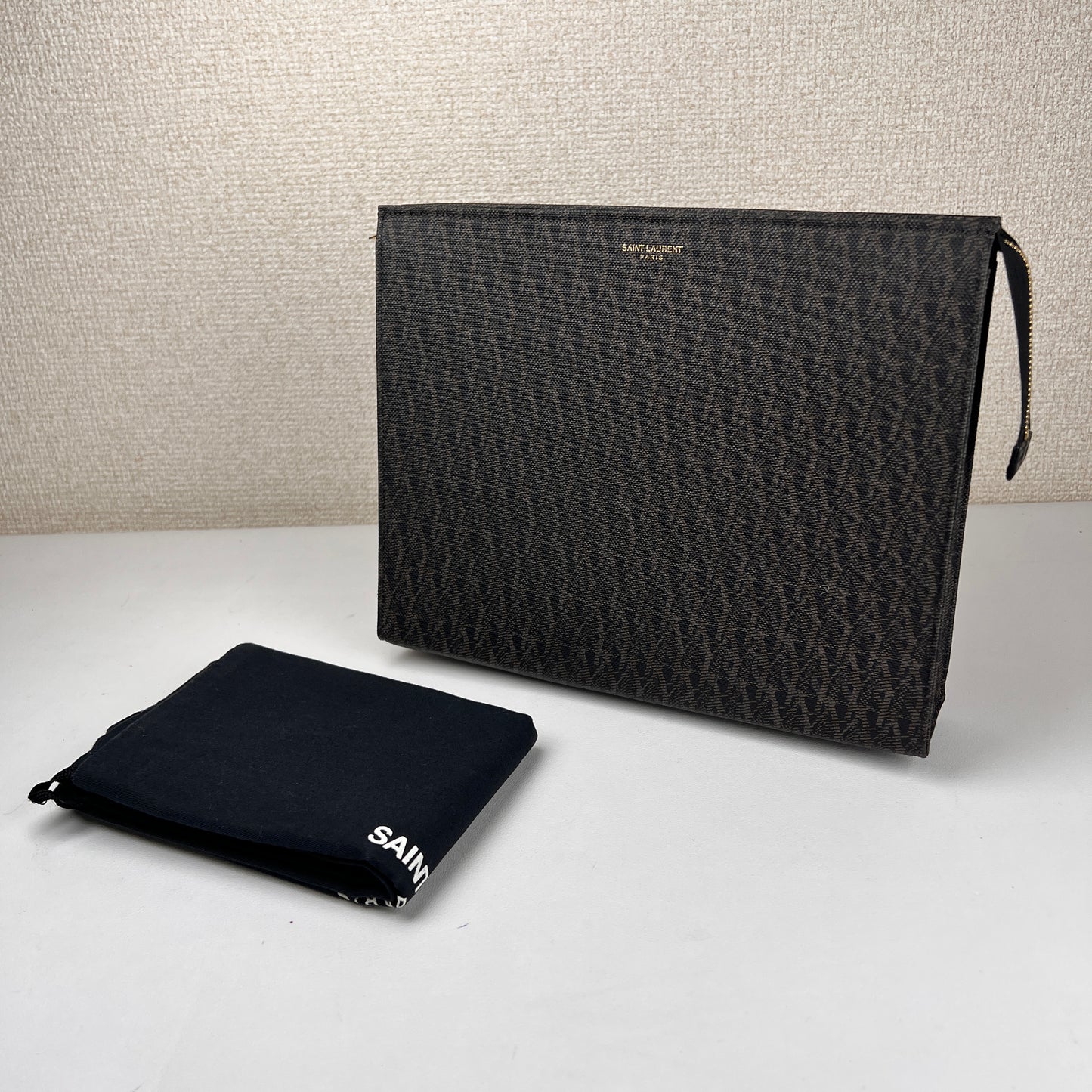 Saint Laurent Brown Handle Bags A-15904