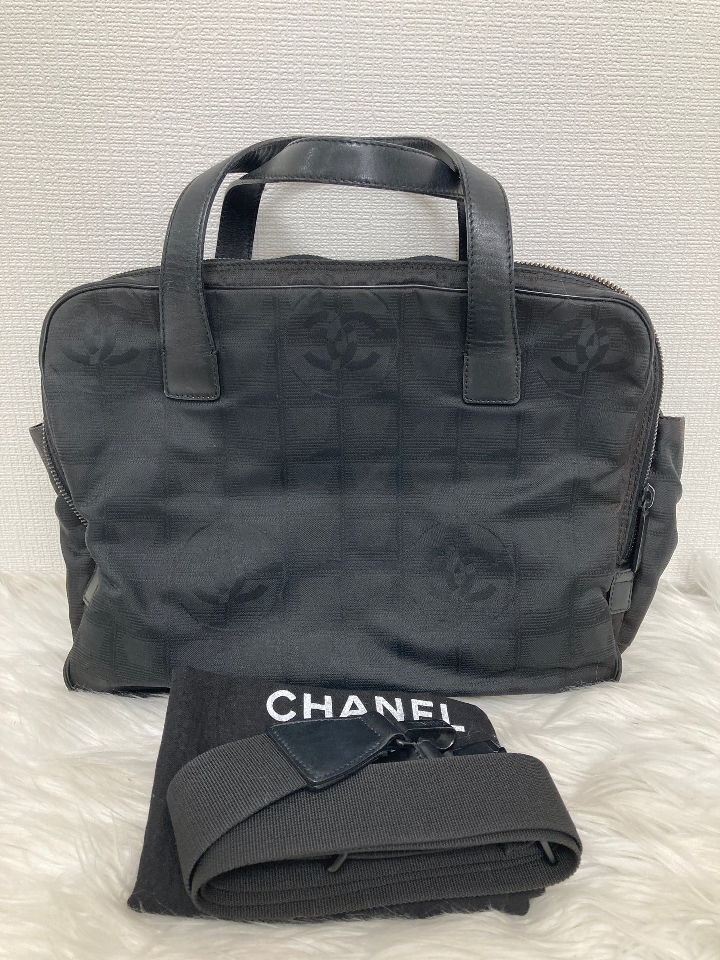 Chanel Black Handle Bags A-15909