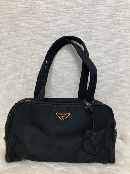 Prada Black Handle Bags A-15910