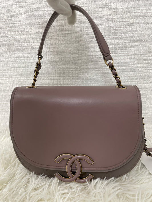 Chanel Purple Shoulder Bags A-15918