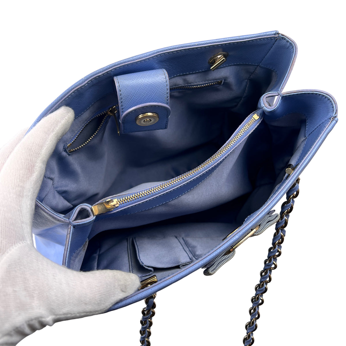 Ferragamo Blue Shoulder Bags A-15920