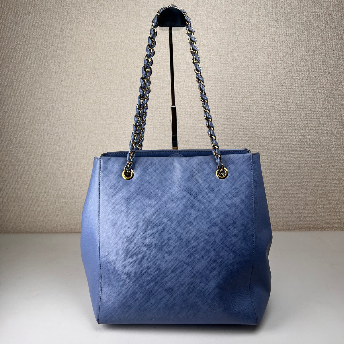 Ferragamo Blue Shoulder Bags A-15920