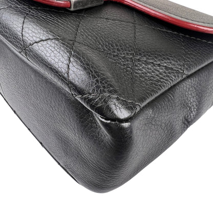 Chanel Black Shoulder Bags A-15921