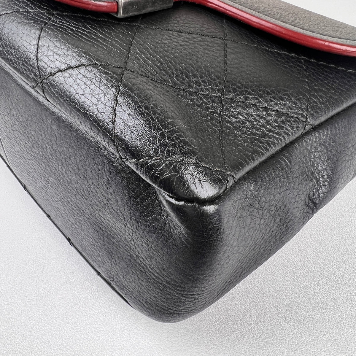 Chanel Black Shoulder Bags A-15921