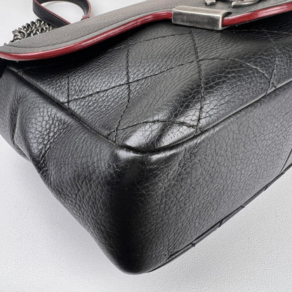 Chanel Black Shoulder Bags A-15921