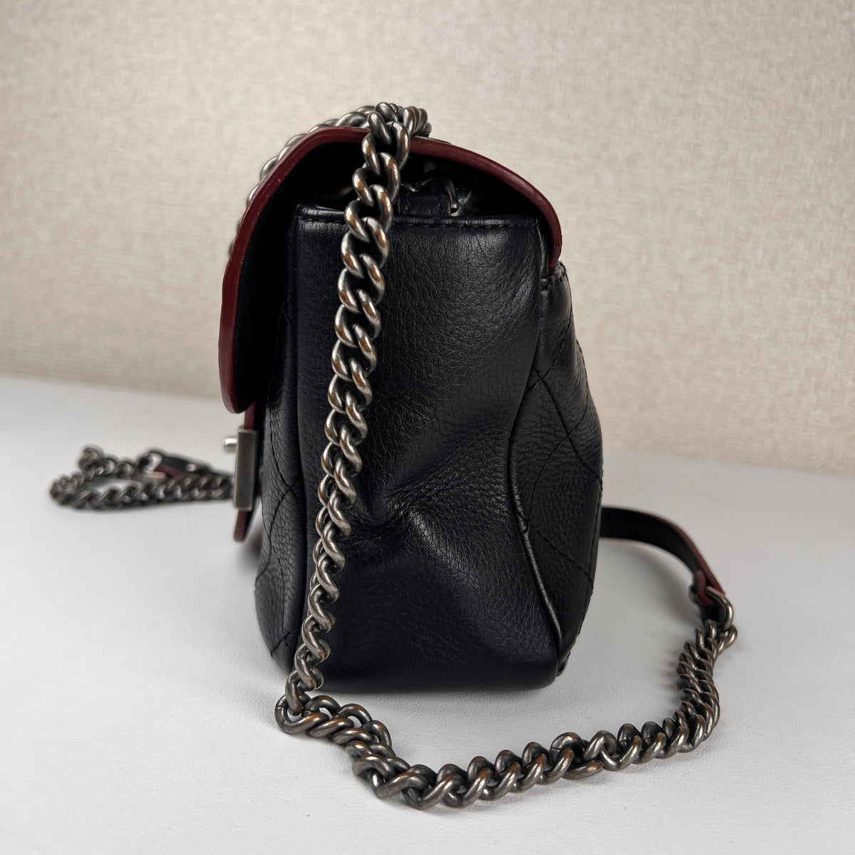 Chanel Black Shoulder Bags A-15921