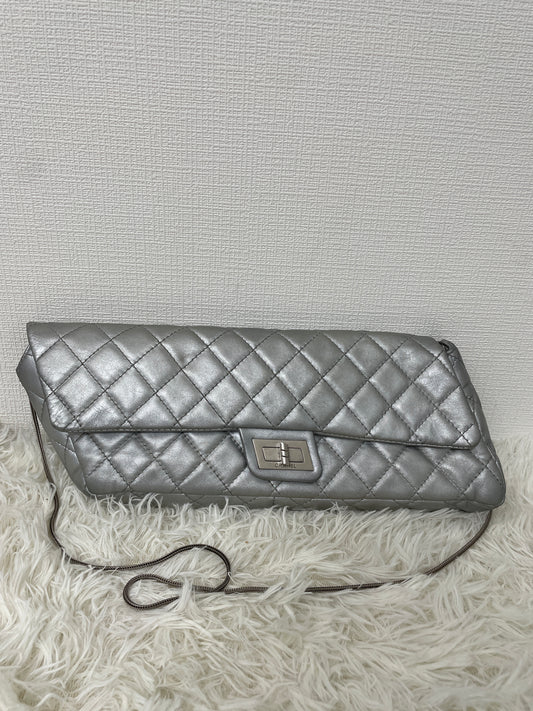Chanel Silver Shoulder Bags A-15926