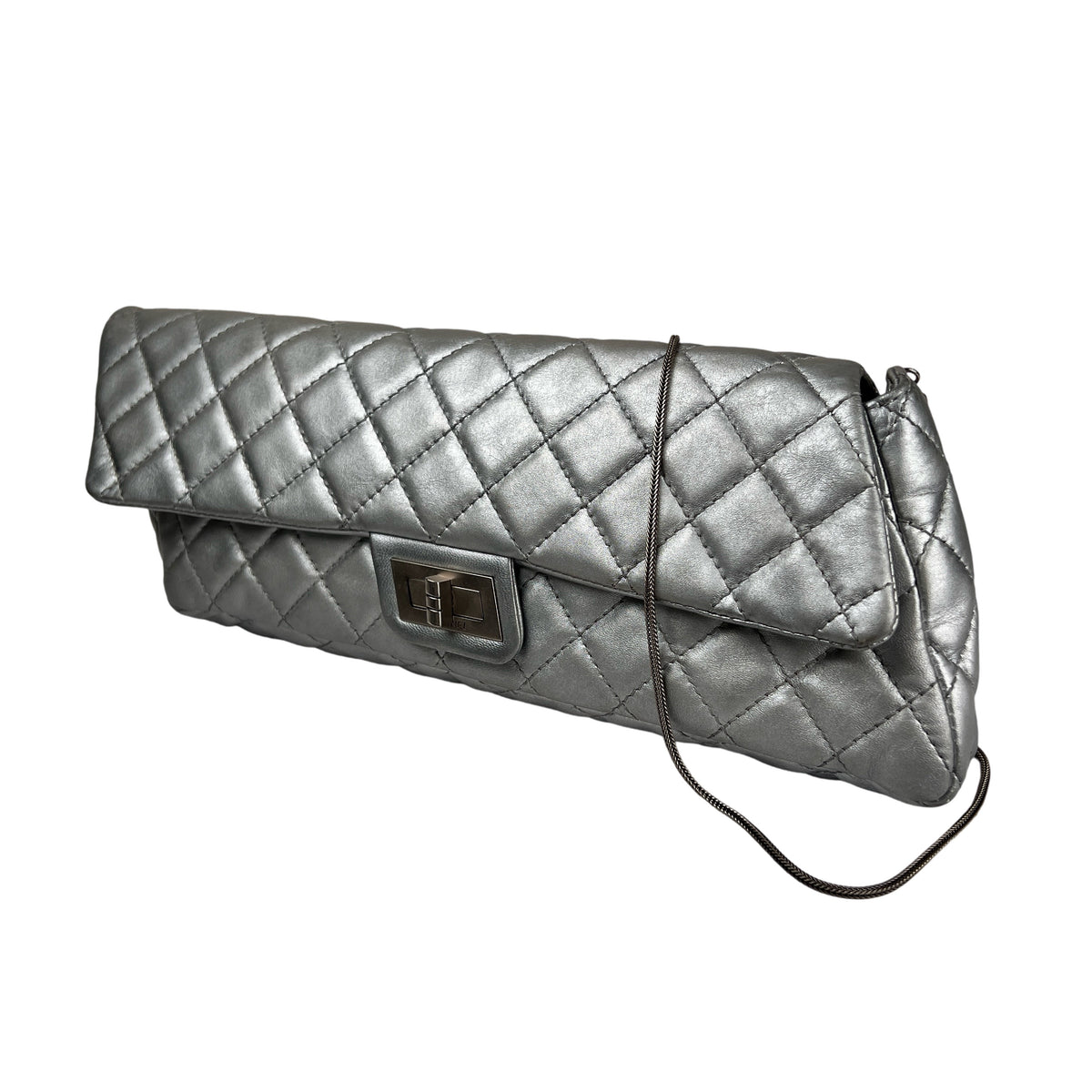 Chanel Silver Shoulder Bags A-15926