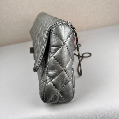 Chanel Silver Shoulder Bags A-15926
