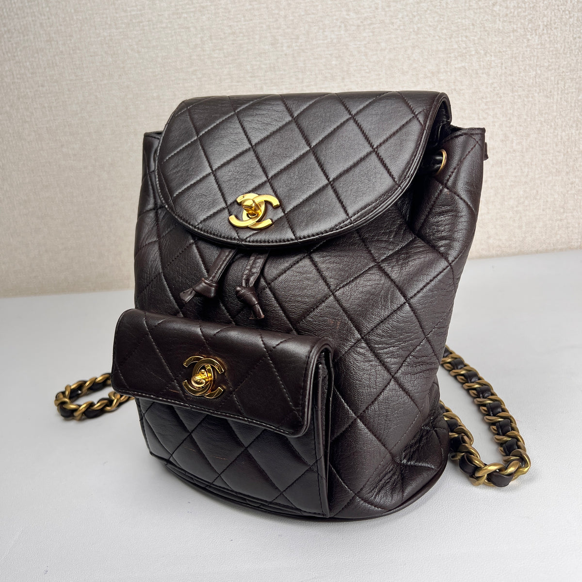 Chanel Brown Shoulder Bags A-15927