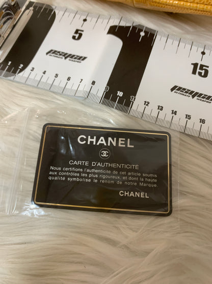 Chanel Yellow Shoulder Bags A-15937