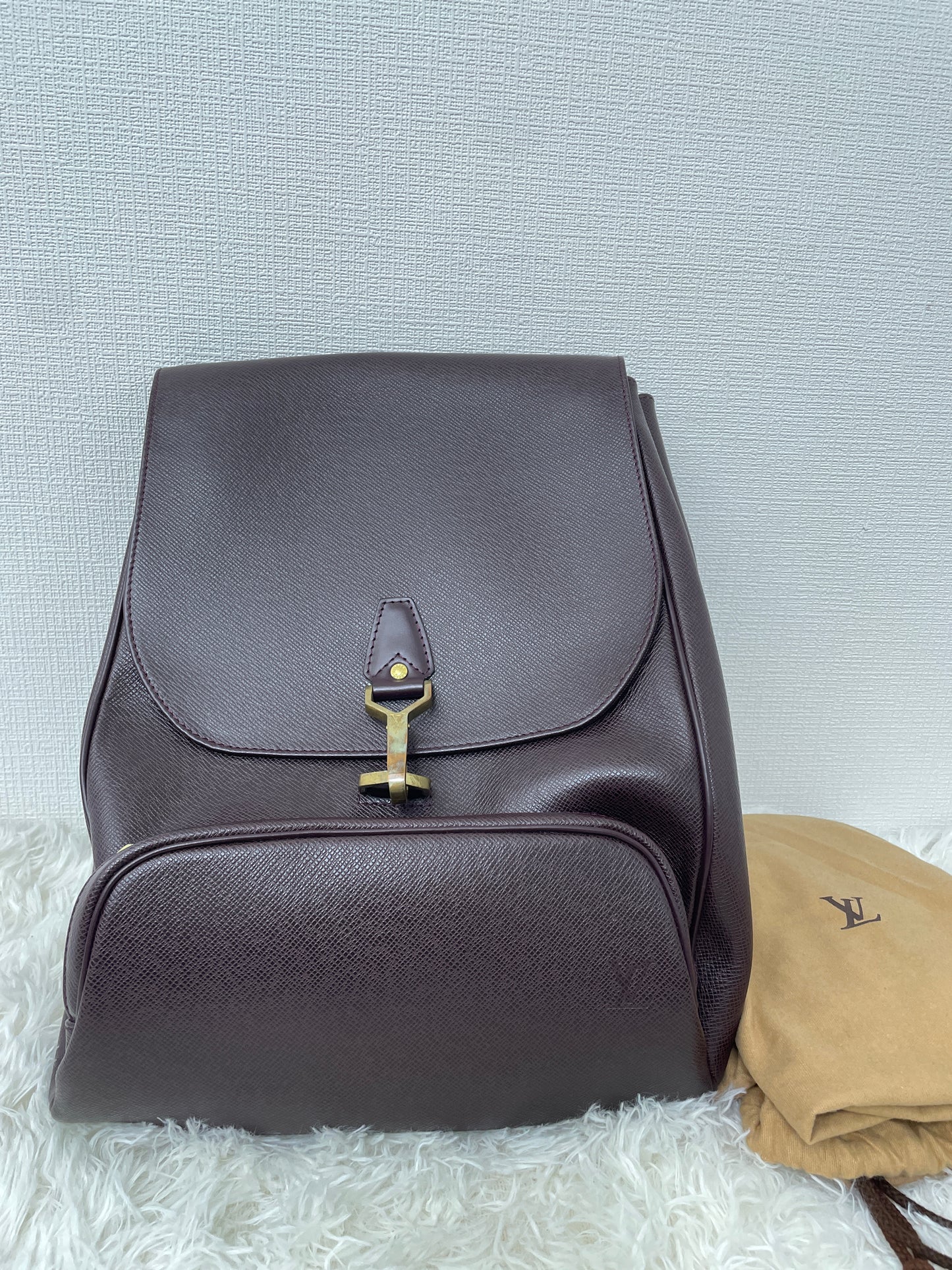 Louis Vuitton Bordeaux Backpacks A-15943
