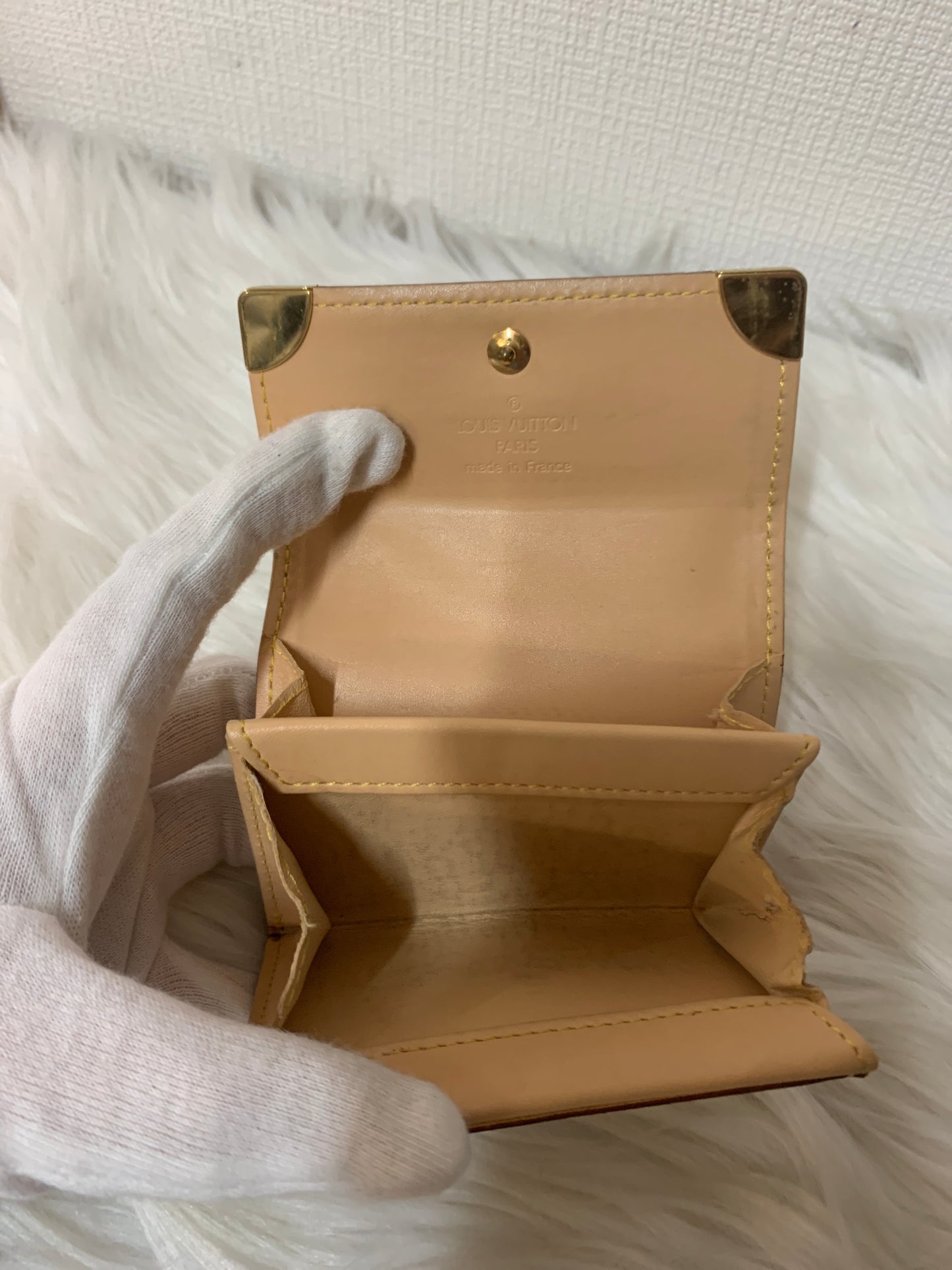 Louis Vuitton Multicolor Wallets A-15950