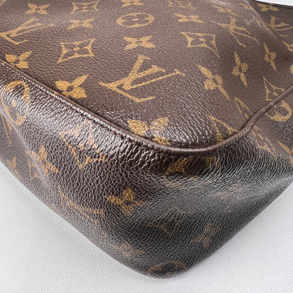 Louis Vuitton Brown Shoulder Bags A-15951