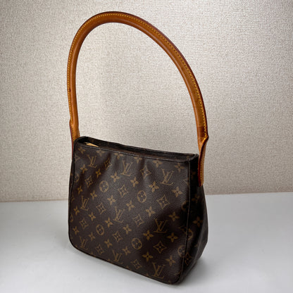 Louis Vuitton Brown Shoulder Bags A-15951