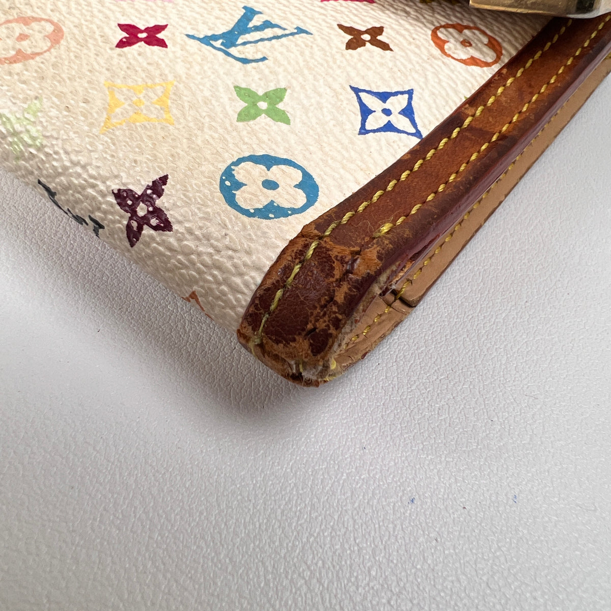 Louis Vuitton Multicolor Wallets A-15954