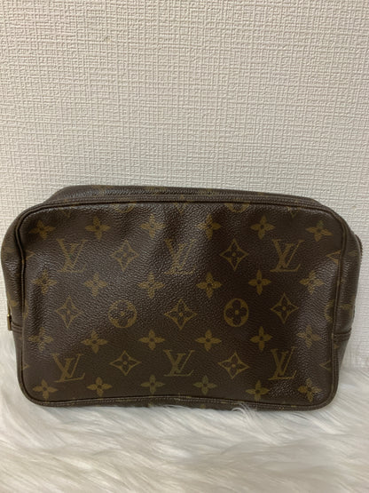 Louis Vuitton Brown A-15956