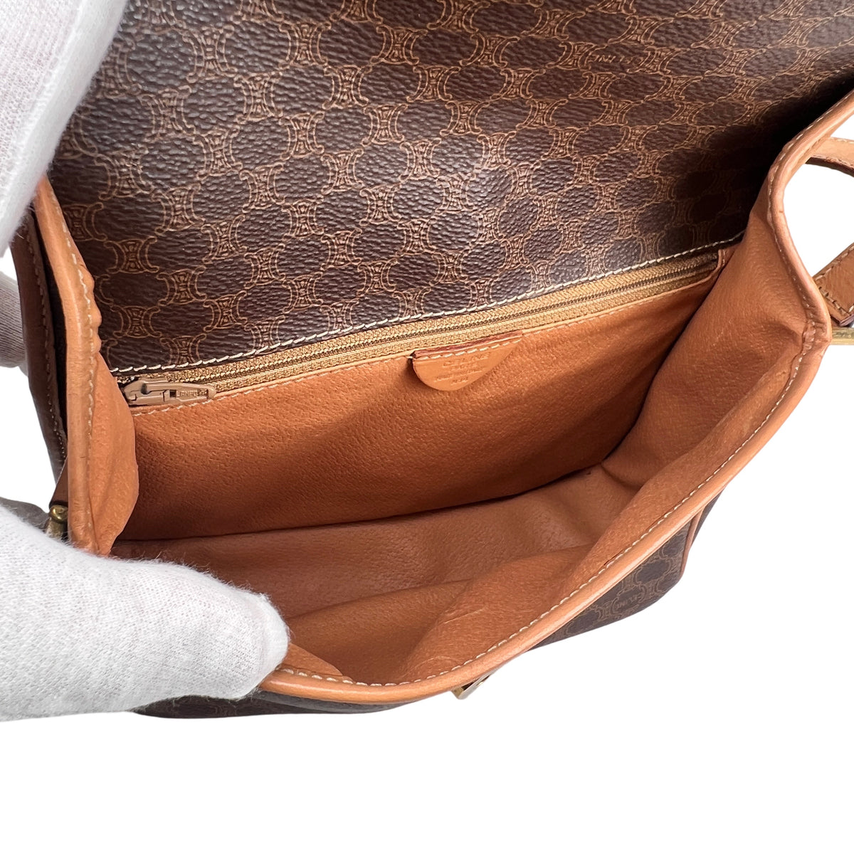 Celine Brown Shoulder Bags A-15971
