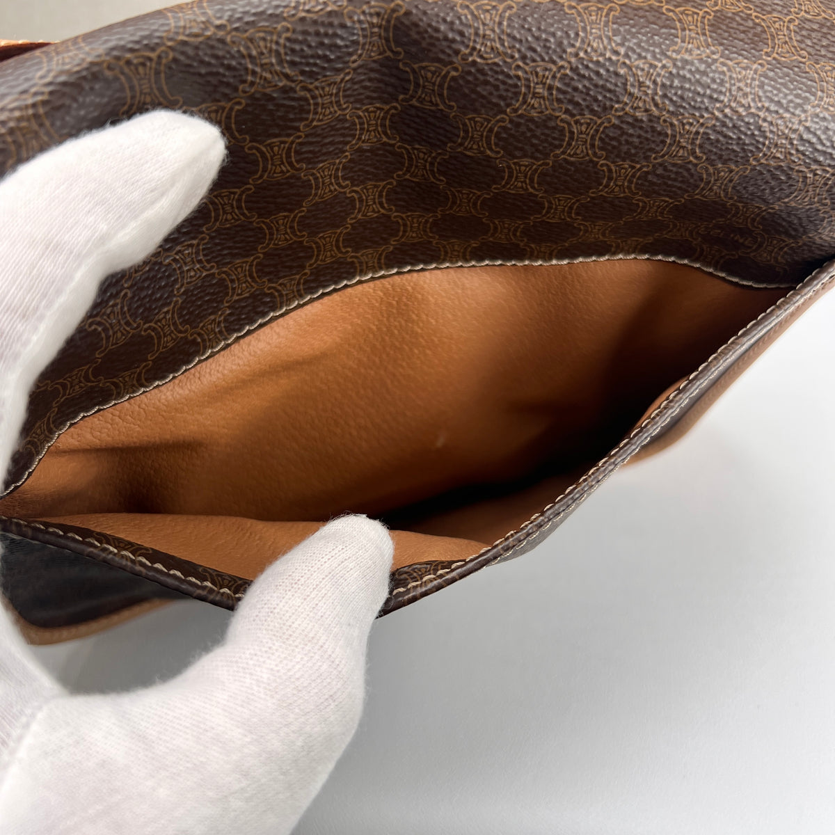 Celine Brown Shoulder Bags A-15971