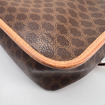 Celine Brown Shoulder Bags A-15971