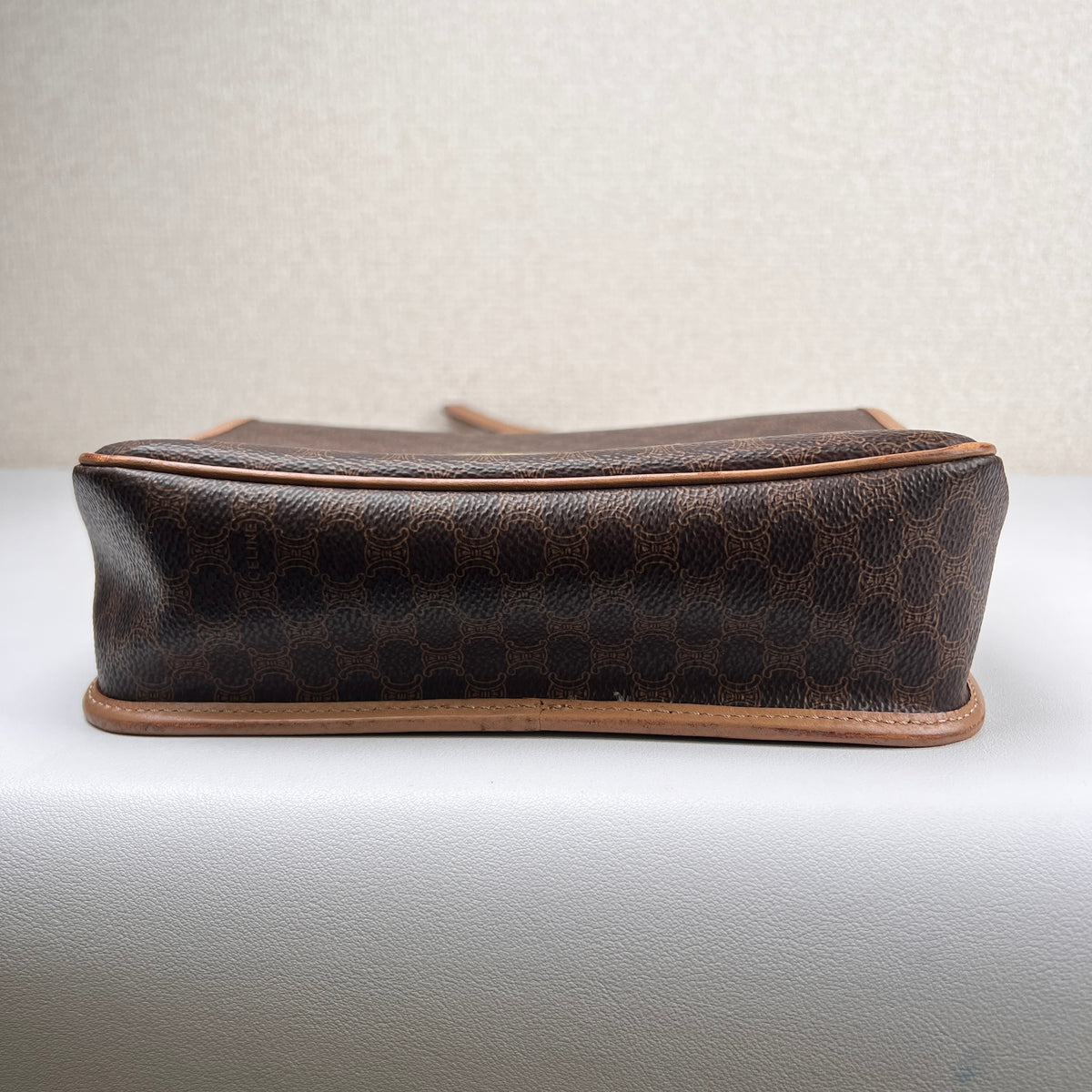 Celine Brown Shoulder Bags A-15971