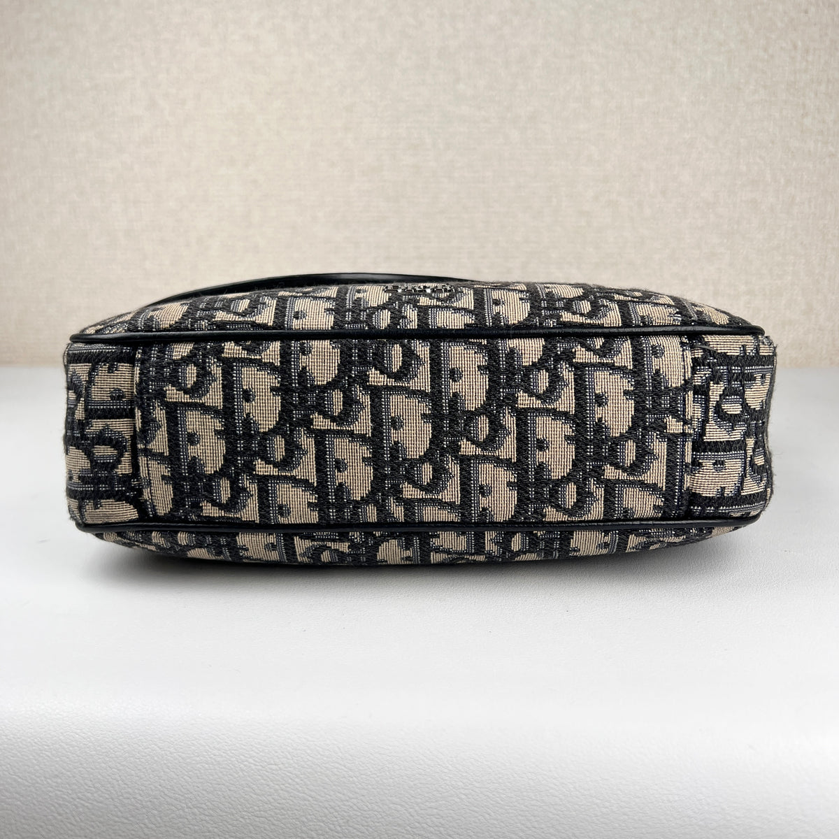 Dior Navy Shoulder Bags A-15991