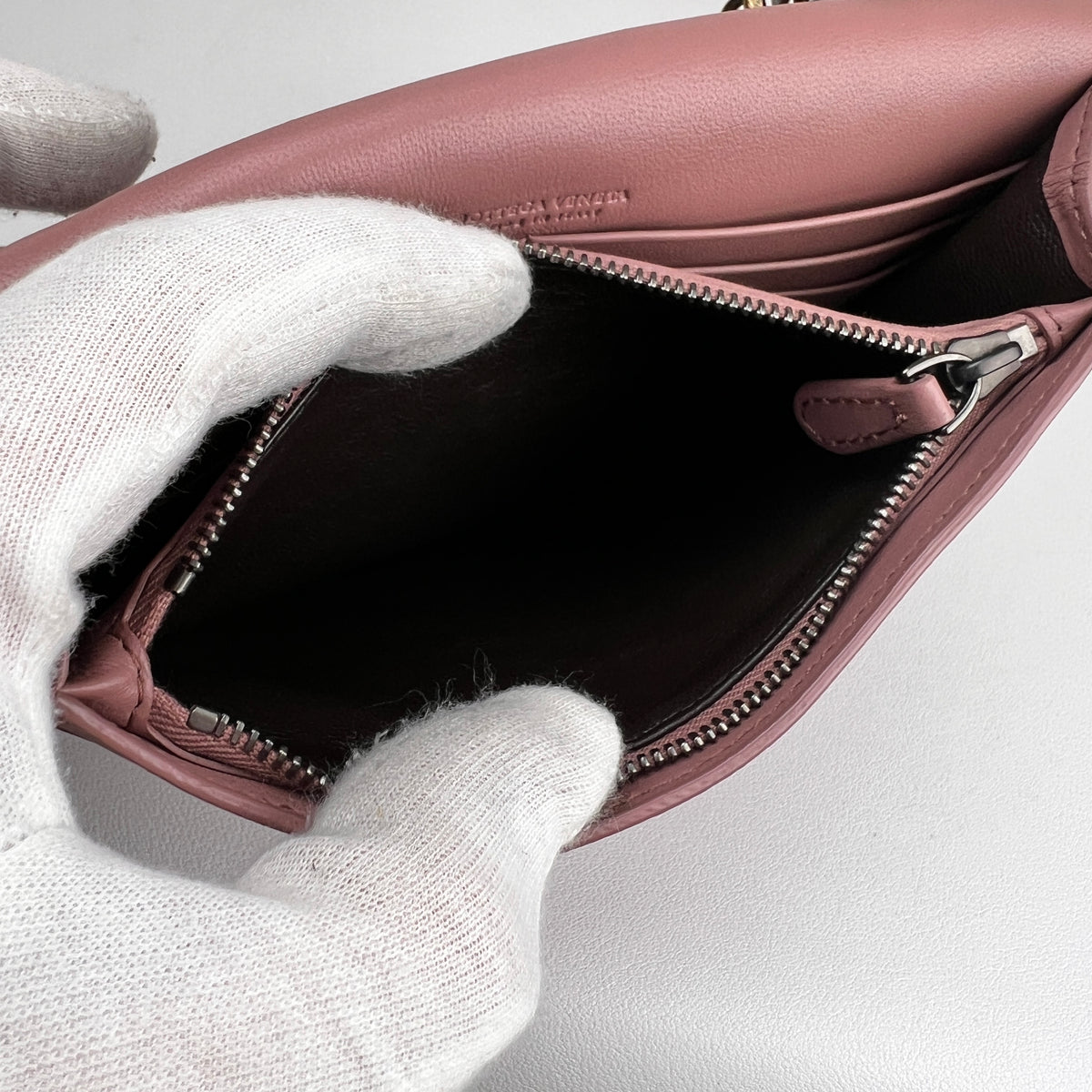 Bottega Veneta Pink Wallets A-15996