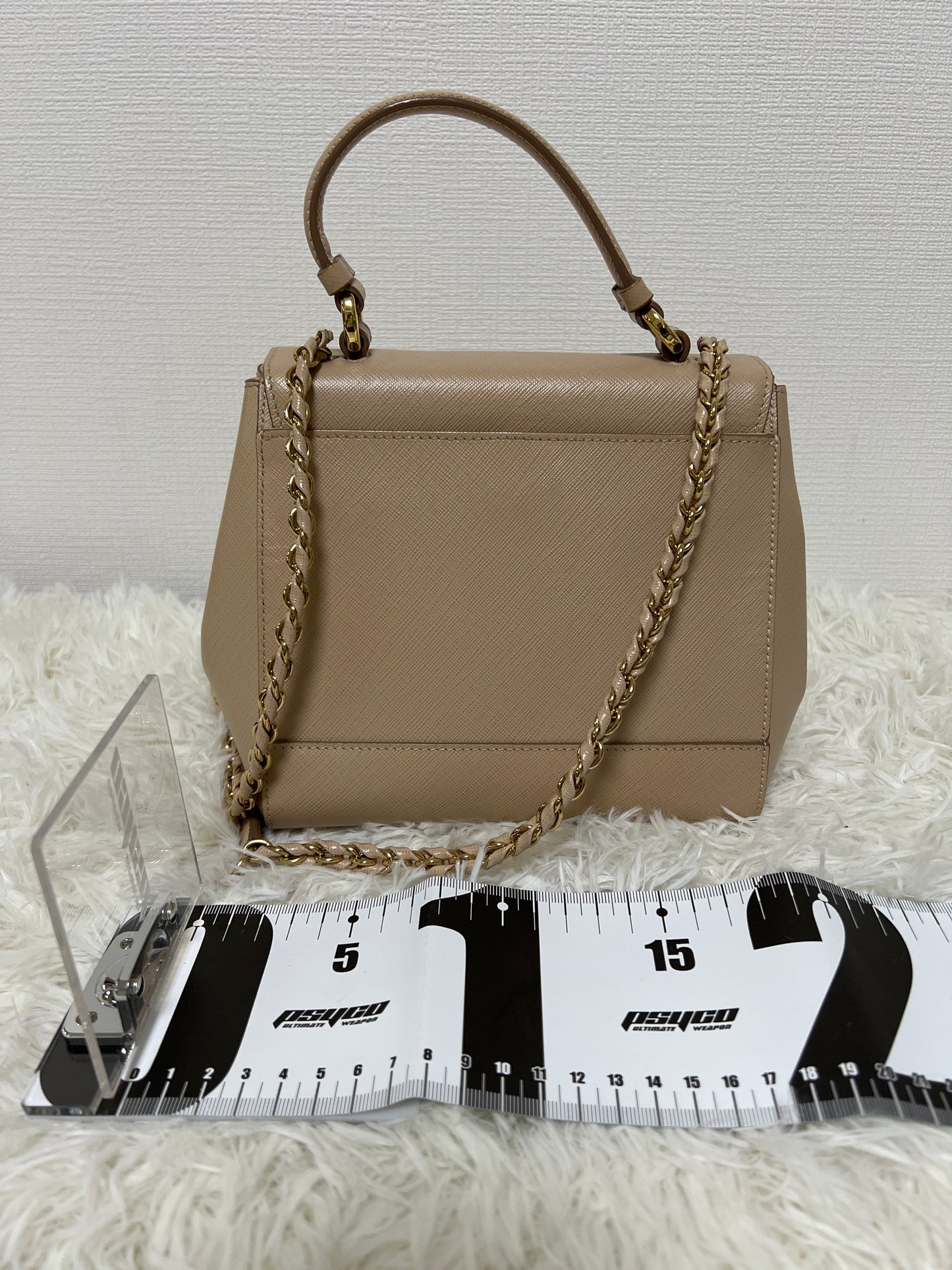 Ferragamo Beige Handle Bags A-15998