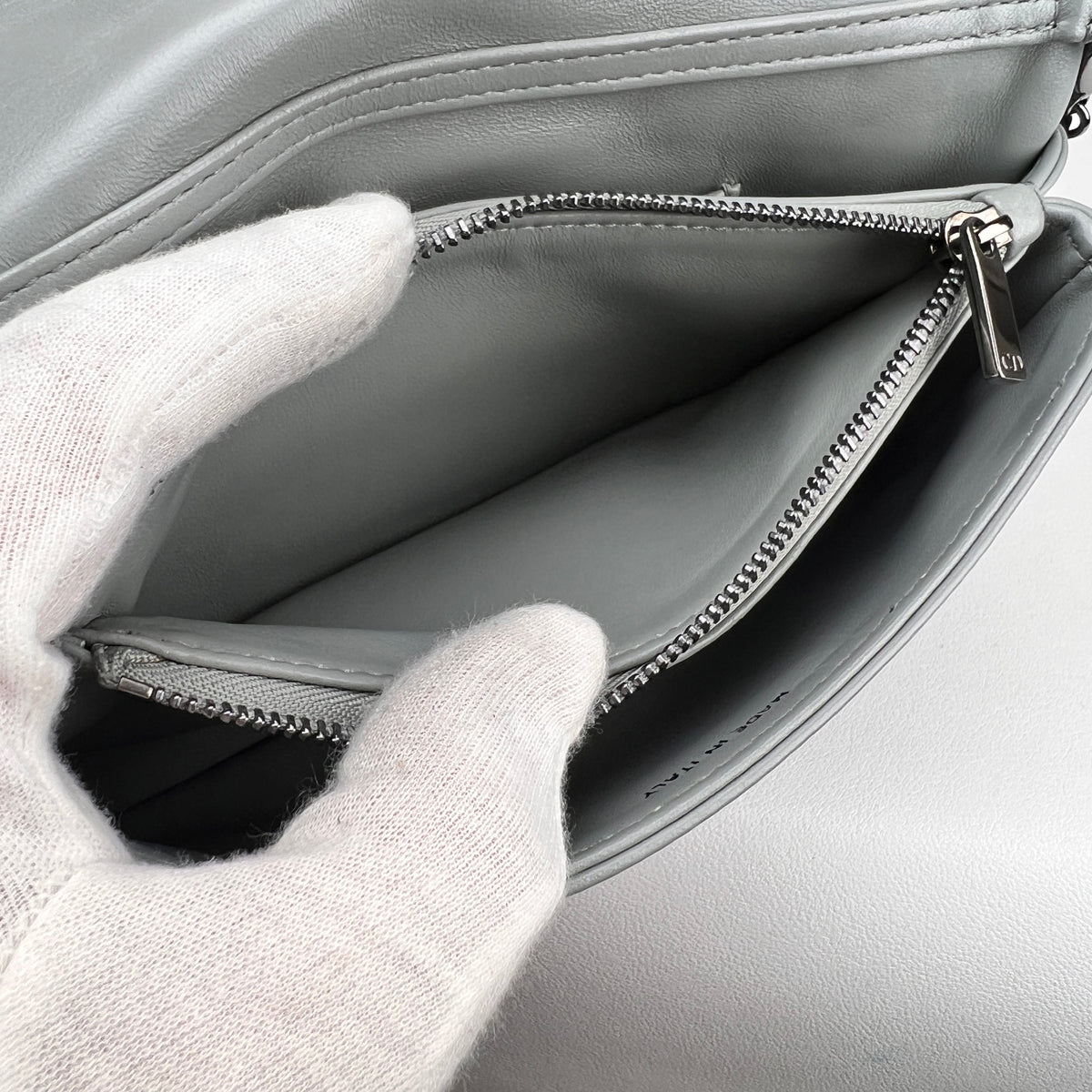 Dior Gray Shoulder Bags A-15999