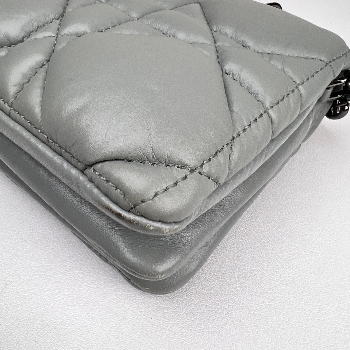 Dior Gray Shoulder Bags A-15999