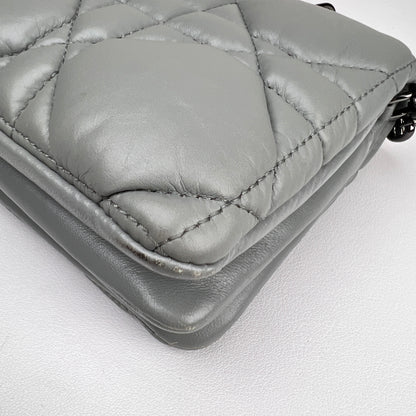 Dior Gray Shoulder Bags A-15999