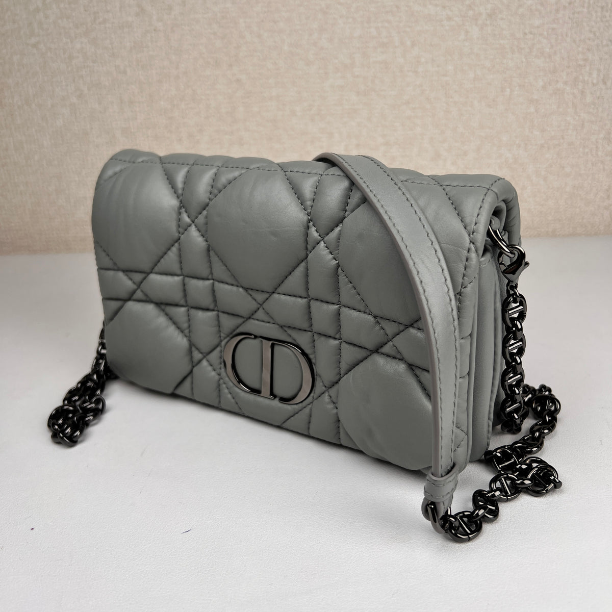 Dior Gray Shoulder Bags A-15999