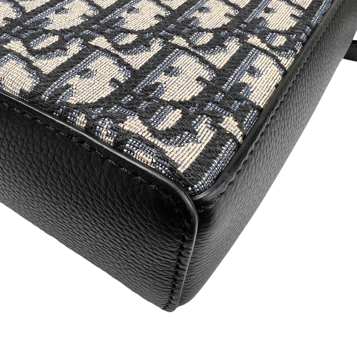 Dior Navy Shoulder Bags A-16000