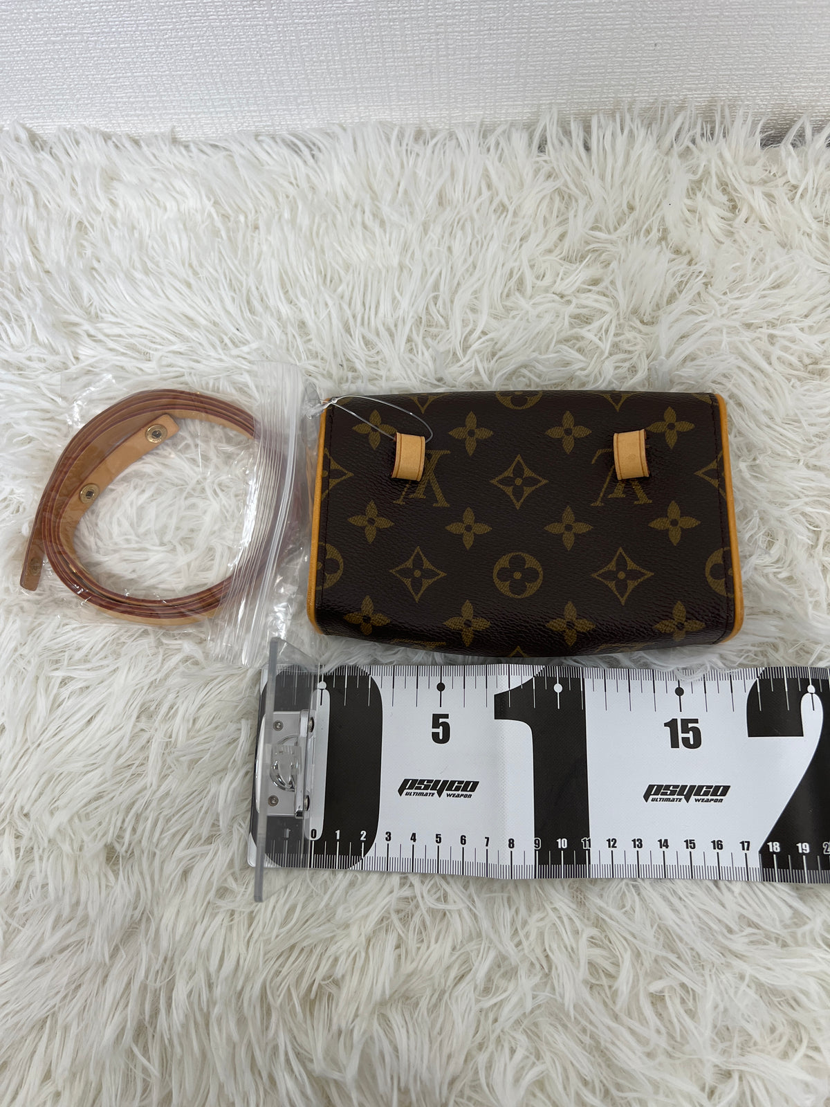 Louis Vuitton Brown Pouches A-16002