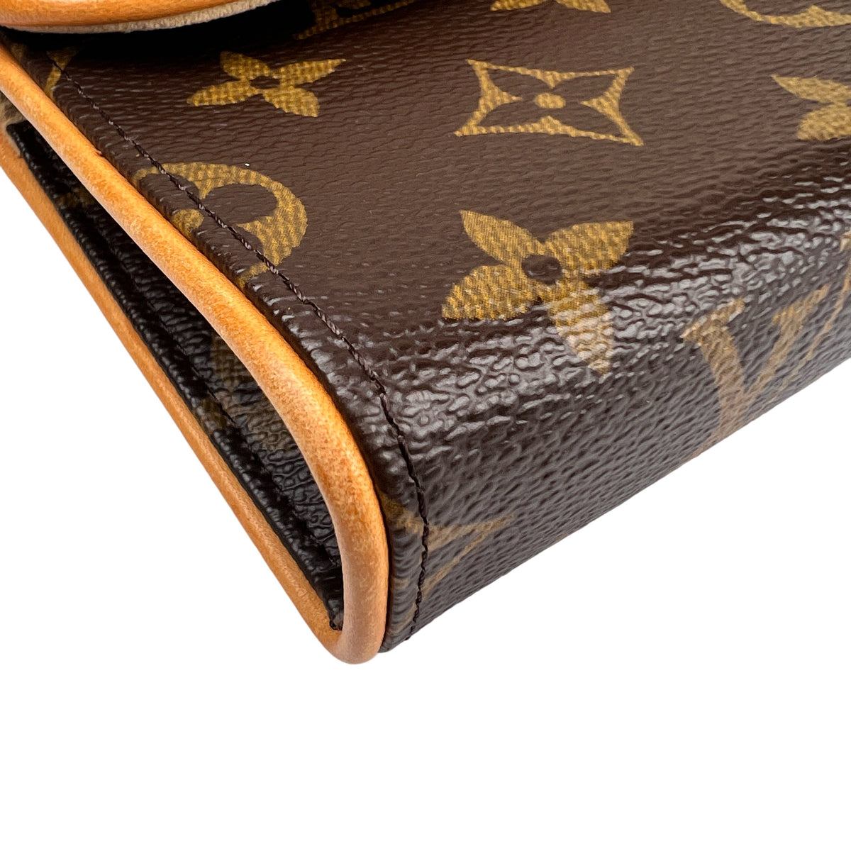 Louis Vuitton Brown Pouches A-16002