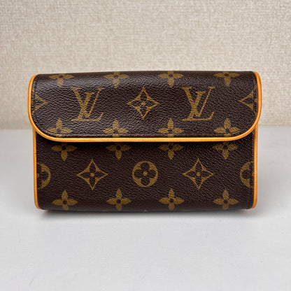 Louis Vuitton Brown Pouches A-16002