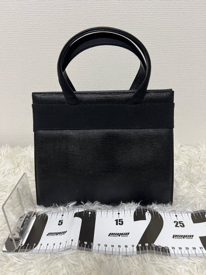 Ferragamo Black Handle Bags A-16003