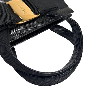 Ferragamo Black Handle Bags A-16003