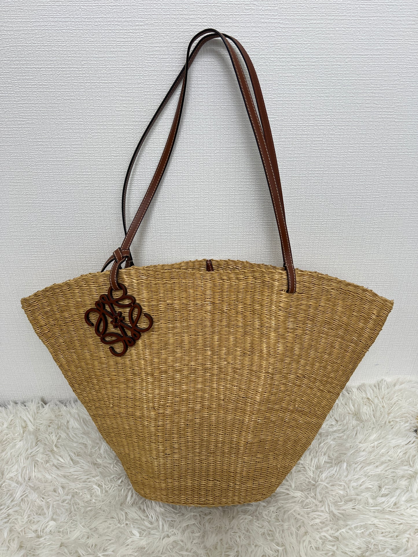 Loewe Beige Handle Bags A-16007
