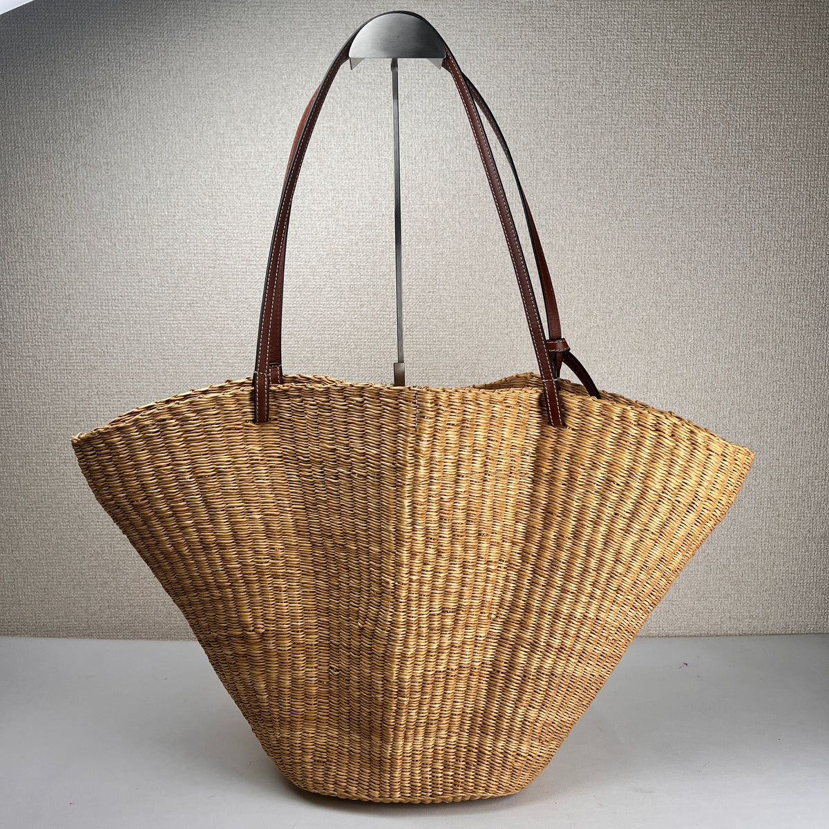 Loewe Beige Handle Bags A-16007