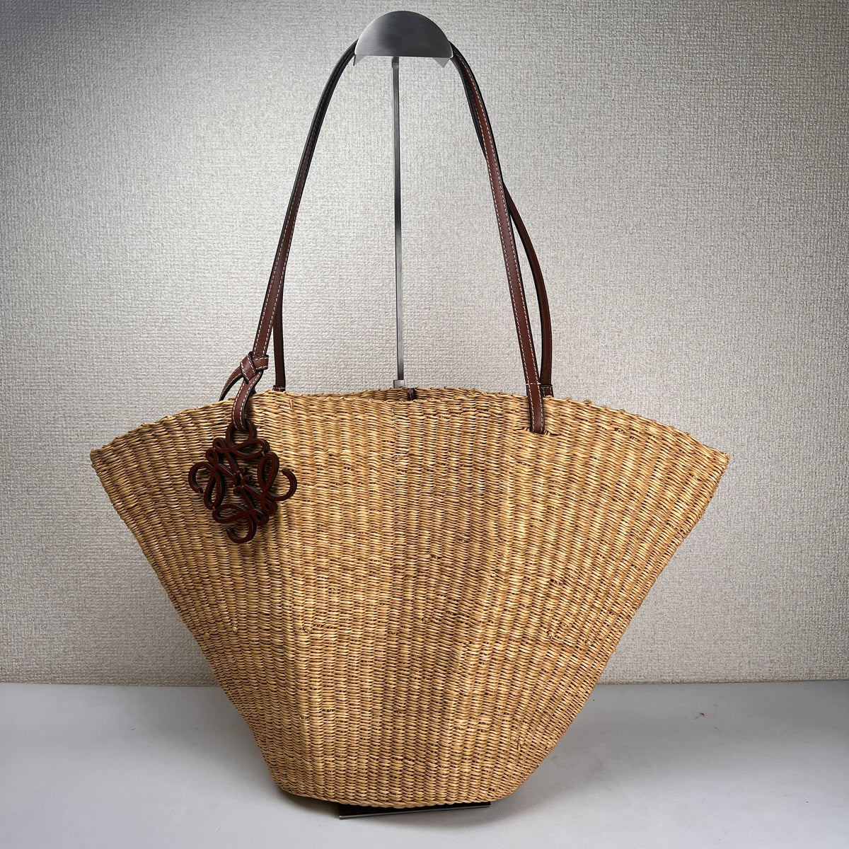 Loewe Beige Handle Bags A-16007