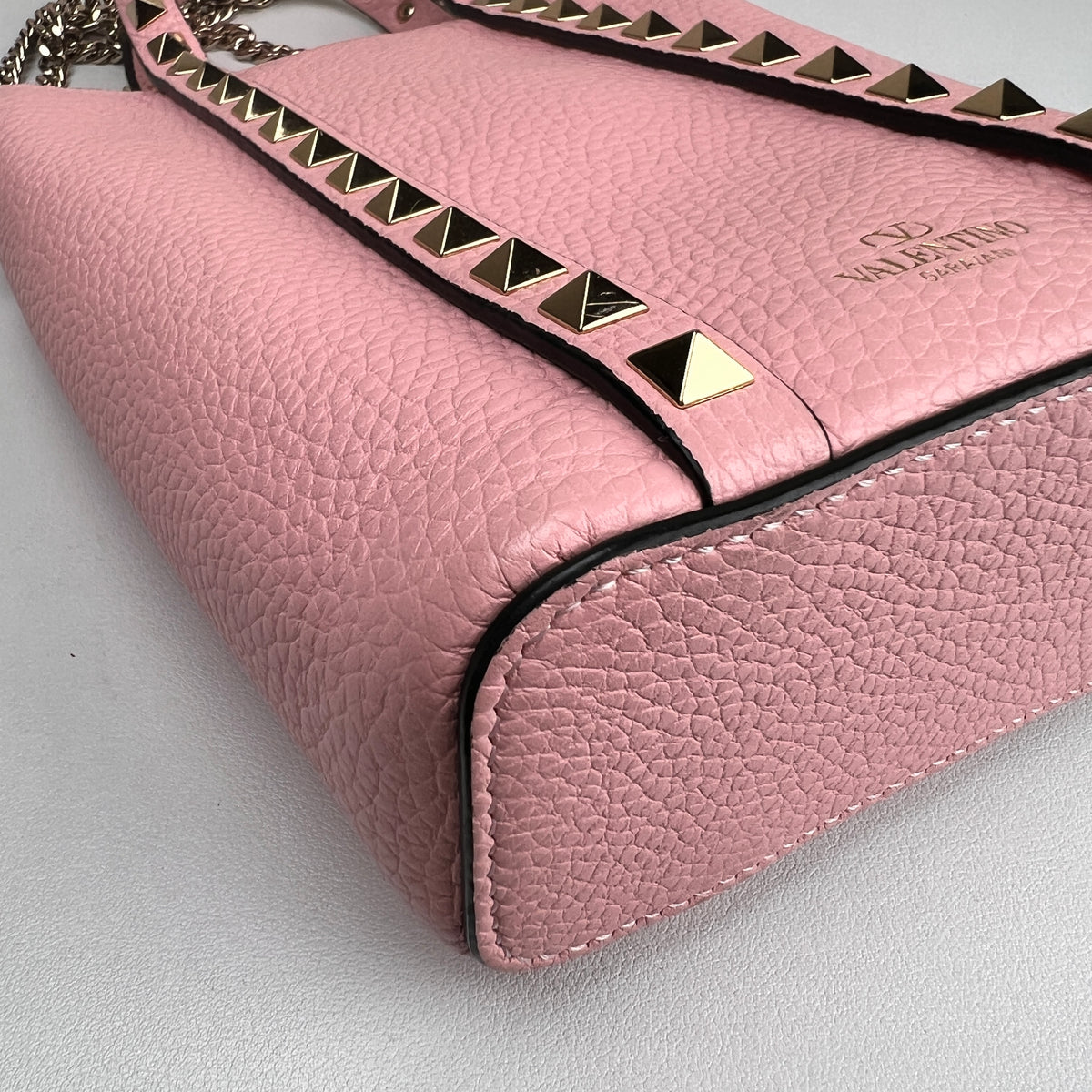 Valentino Pink Shoulder Bags A-16008