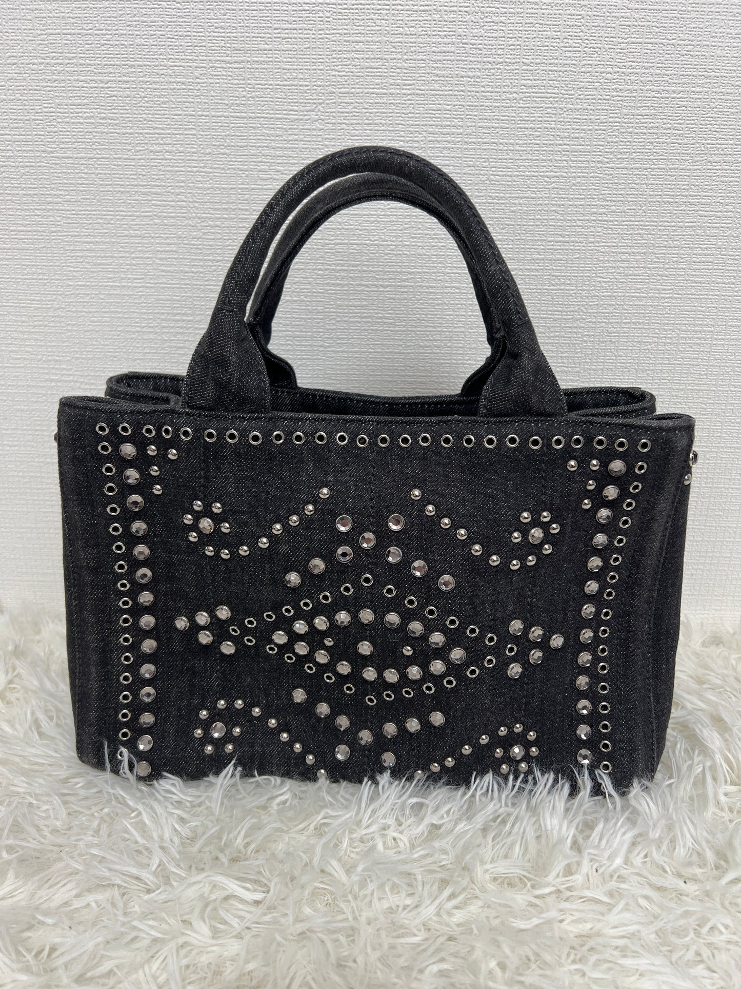 Prada Black Handle Bags A-16009