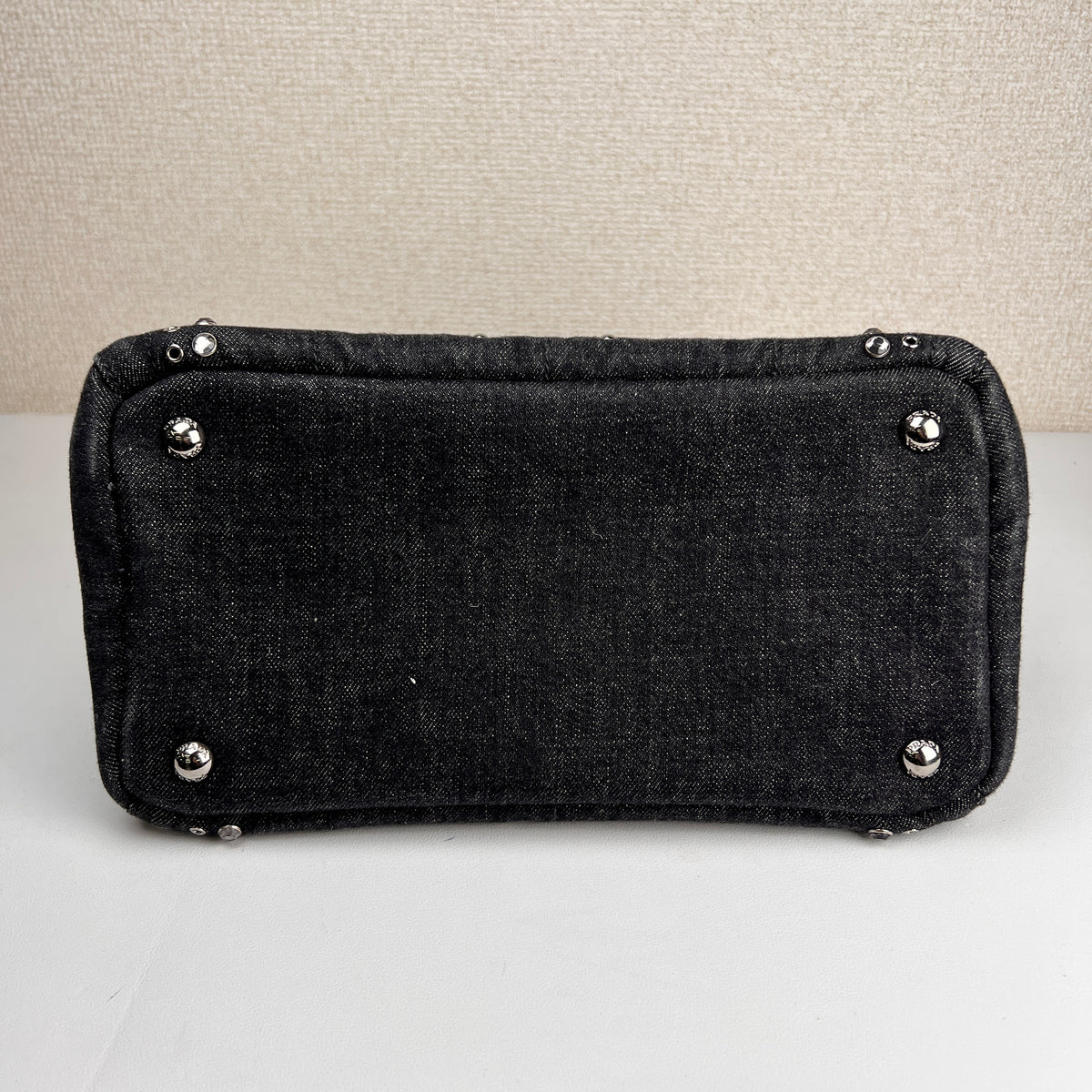 Prada Black Handle Bags A-16009