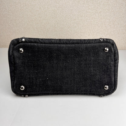 Prada Black Handle Bags A-16009