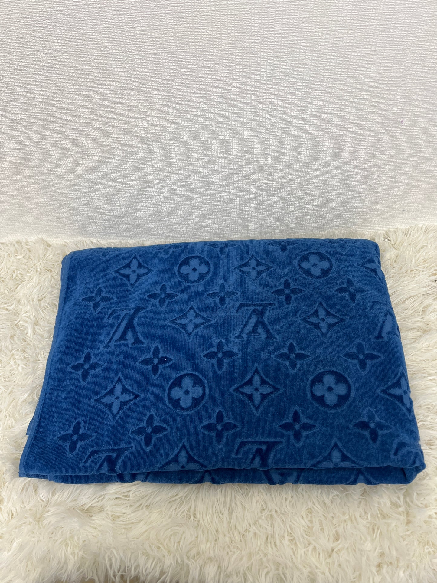 Louis Vuitton Blue Small goods A-16023