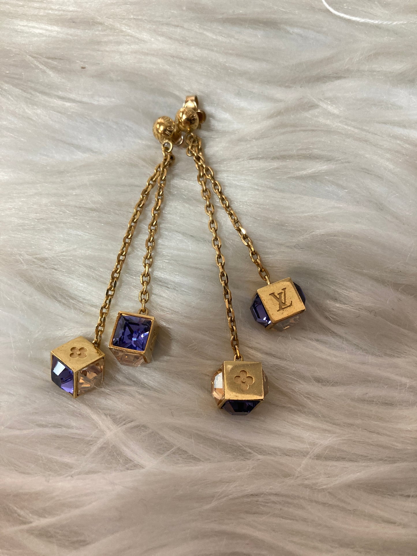 Louis Vuitton Gold Small goods A-16043